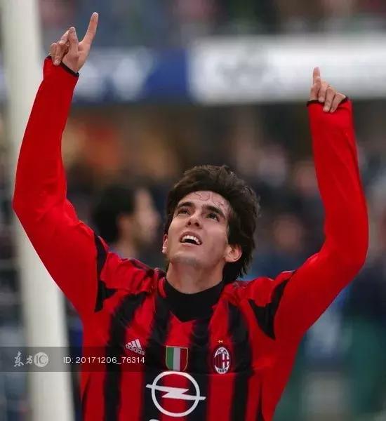 那个偷走人们初恋的足球美少男，终于在16年后说了分手！