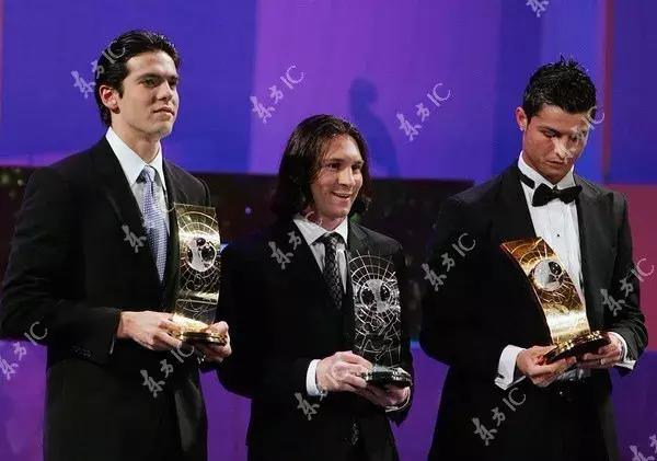 那个偷走人们初恋的足球美少男，终于在16年后说了分手！