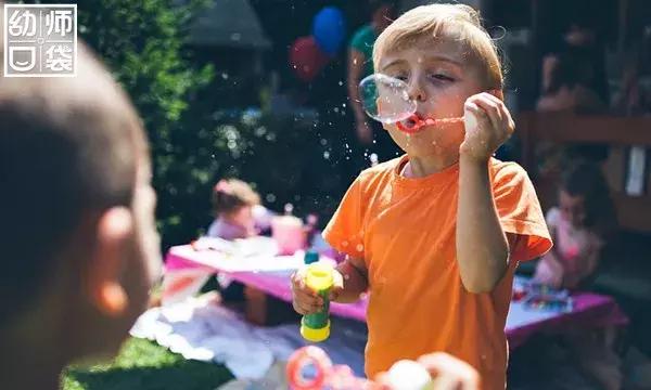 好玩有趣的幼儿搞笑游戏,适合幼儿园春节玩的游戏