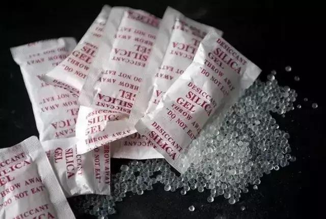 男童眼睛20分钟眼球被溶解,孩子眼球不小心被溶解视频谣言