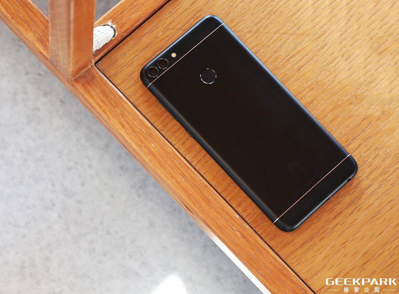 华为畅享7s忘记密码恢复出厂模式,华为畅享7s屏幕总成带框更换教程