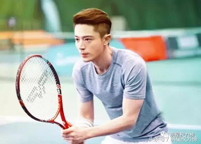 被吹捧为演技炸裂的明星,被嘲演技差的明星