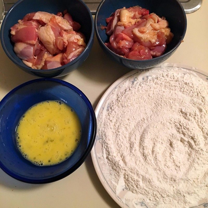 肯德基脆咔滋蒜香盐酥鸡,肯德基盐酥鸡小酥肉哪个好吃