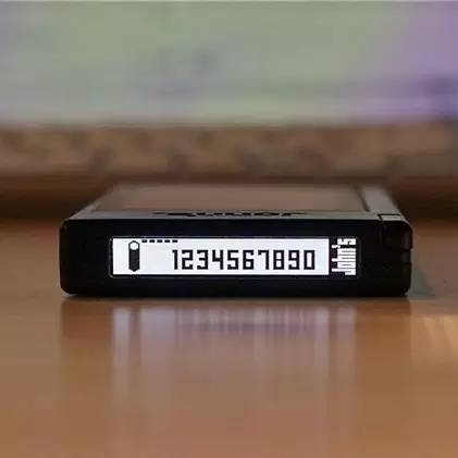 人人模仿苹果的时代，还有谁在做自己？