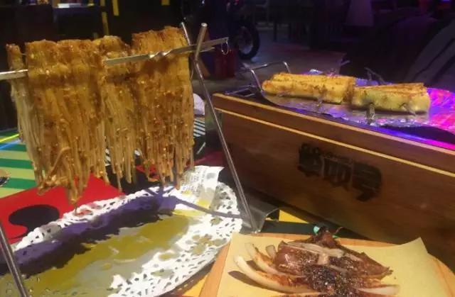 上海人气最旺的夜市15公里以内,上海人气比较旺的夜宵