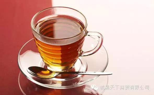 蒲公英根发酵红茶的功效与作用,红茶和绿茶的区别和功效哪个更好