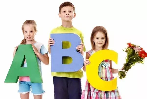 适合刚学英语的孩子看的动画片,适合3-6岁儿童学英语动画片怎么选