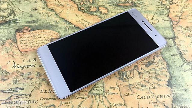 花千骨代言的手机竟然只卖2499元？ivvii3体验评测