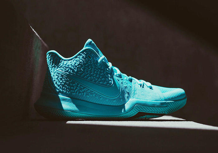 蓝色的球鞋大盘点,蒂芙尼蓝球鞋