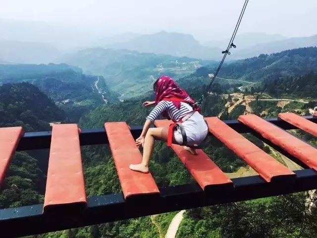 中国最美最刺激的10座玻璃桥，敢约吗？