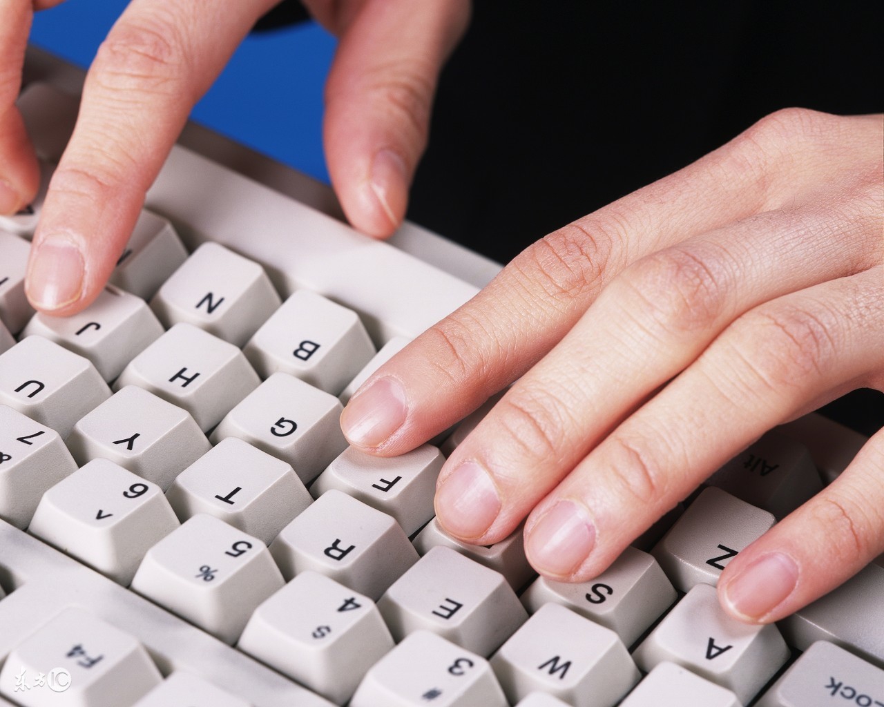 电脑键盘上的基础知识,电脑键盘上实用的小技巧