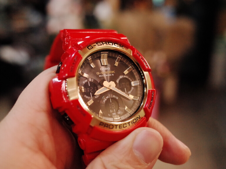 狗爷戴的卡西欧,卡西欧和iwatch哪个值得买