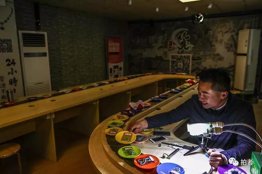 “月破百万不是梦”｜玉器市场的直播风云