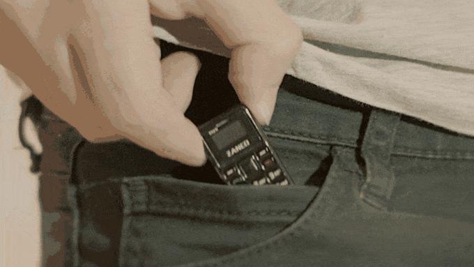 世界上最小的手机一厘米,世界上最小的手机只有0.01米