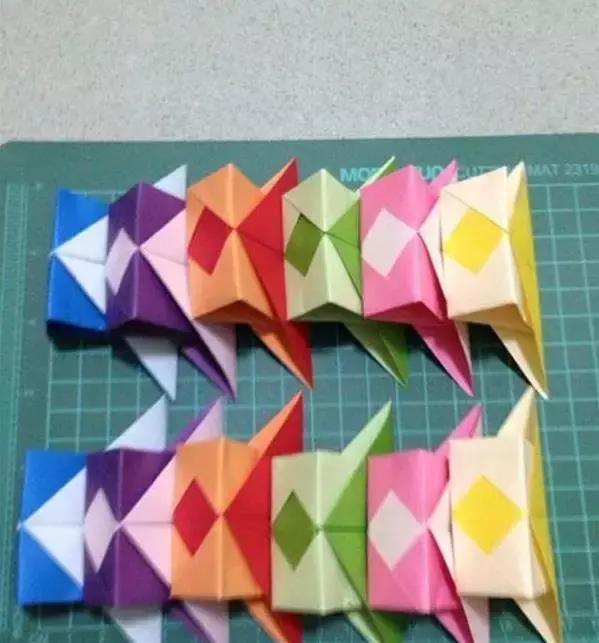 手工灯笼幼儿园手工制作新年元旦,迎接新年的剪纸灯笼