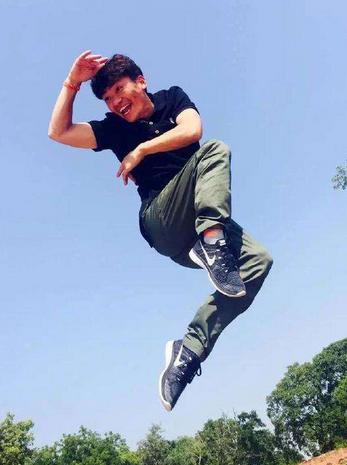 一个被歌手耽误的跳高选手,那些被演戏耽误的跳高运动员