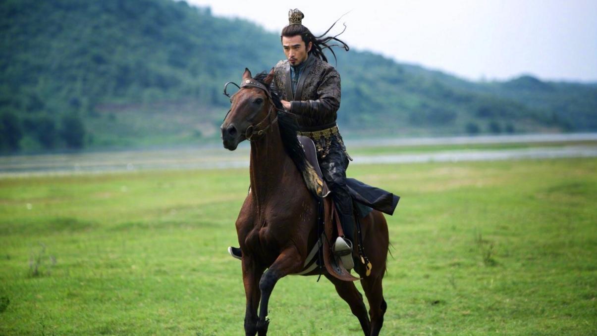 《凰权·弈天下》山有木兮，心悦君兮