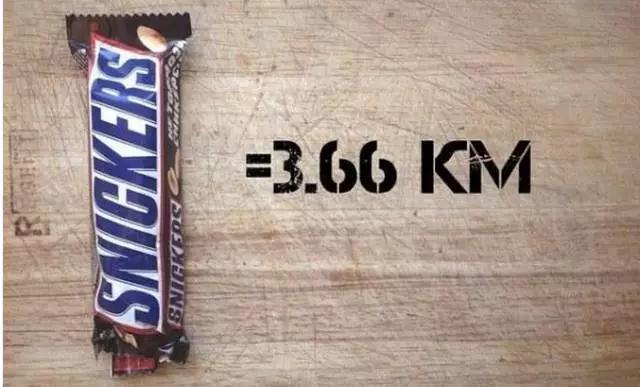 吃一个汉堡需要跑多久能消耗掉,吃一天汉堡炸鸡会胖几斤