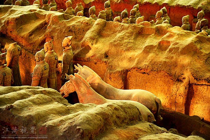 西安秦始皇兵马俑旅游全攻略,西安值得去的地方秦兵马俑