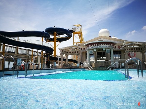 珊瑚海日本,陪你去看海底世界