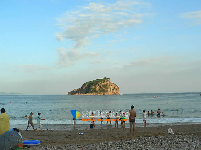 大连滨海路木栈道旅游攻略,航拍大连滨海路木栈道视频