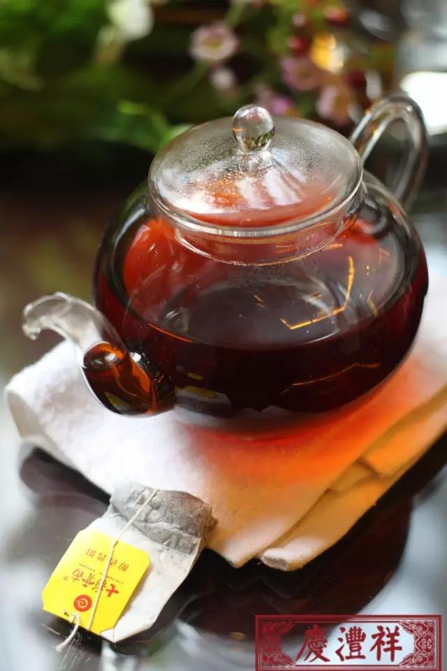 普洱茶十二种忠告,普洱茶的10大功效