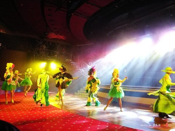 珊瑚海日本,陪你去看海底世界