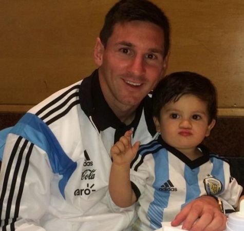 从小患侏儒症到成为球星,不抛弃不放弃他