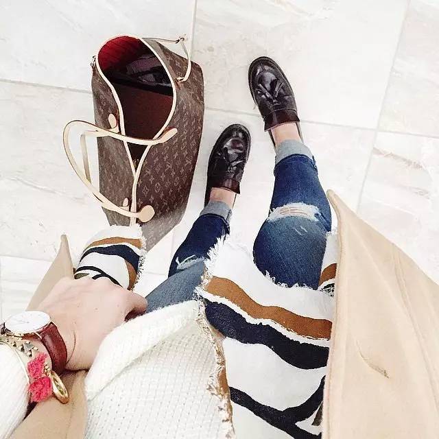 “半小时遇到4个同款”|留学生撞包大调查