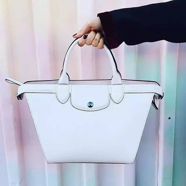 “半小时遇到4个同款”|留学生撞包大调查