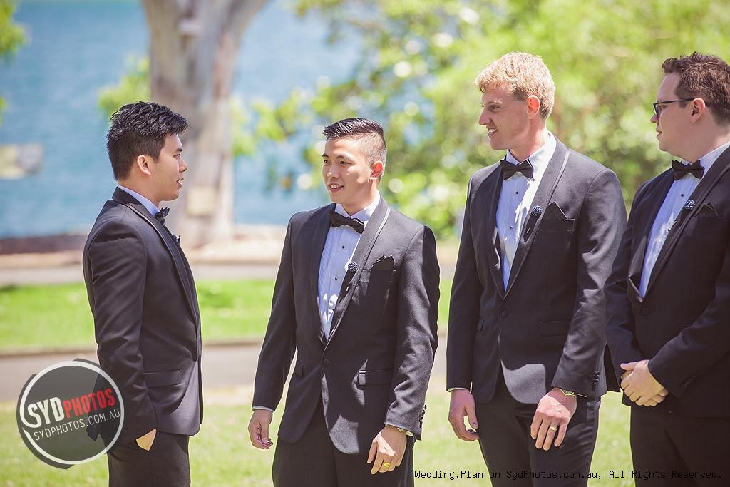 伴娘团堵门提问新郎最新方案，活跃气氛必备