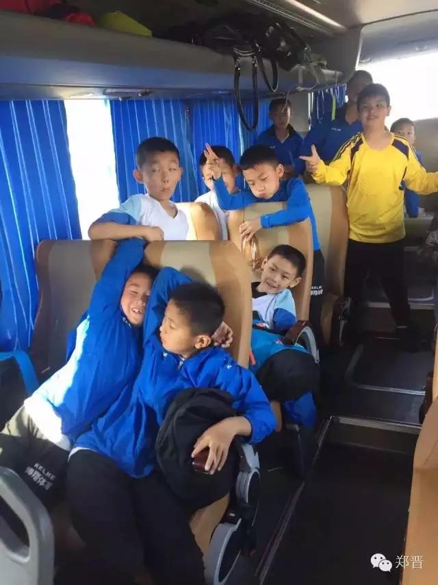 青少年足球成长公益计划,公益事业有你同行