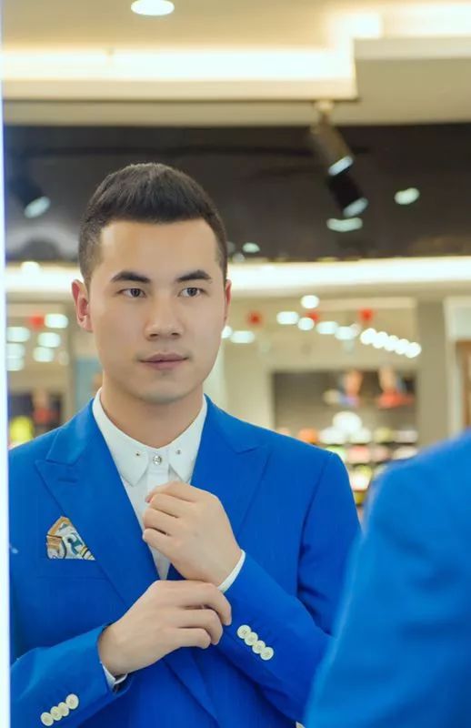 廉洁随笔原创,清风伴我行廉洁记心间散文