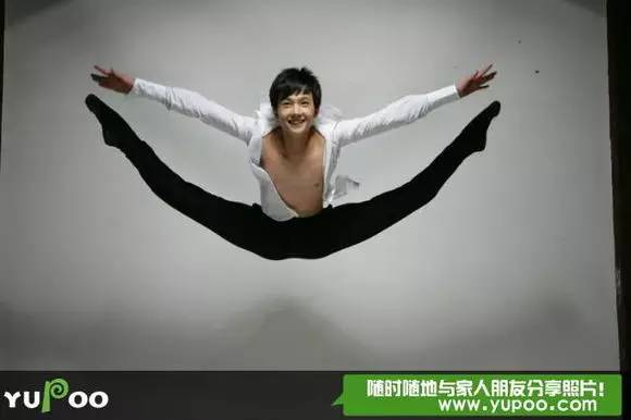 如何才能男女通吃？推荐你们去参考一下杨洋的养成之路！