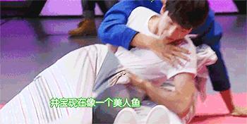 如何才能男女通吃？推荐你们去参考一下杨洋的养成之路！