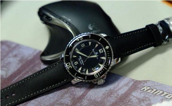 高端复刻表能看出来假的吗 (几百块的复刻表是真的吗)