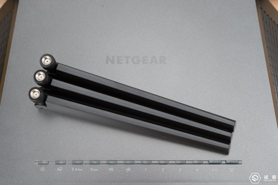 netgear路由器夜鹰r7000,netgear夜鹰r7000路由器
