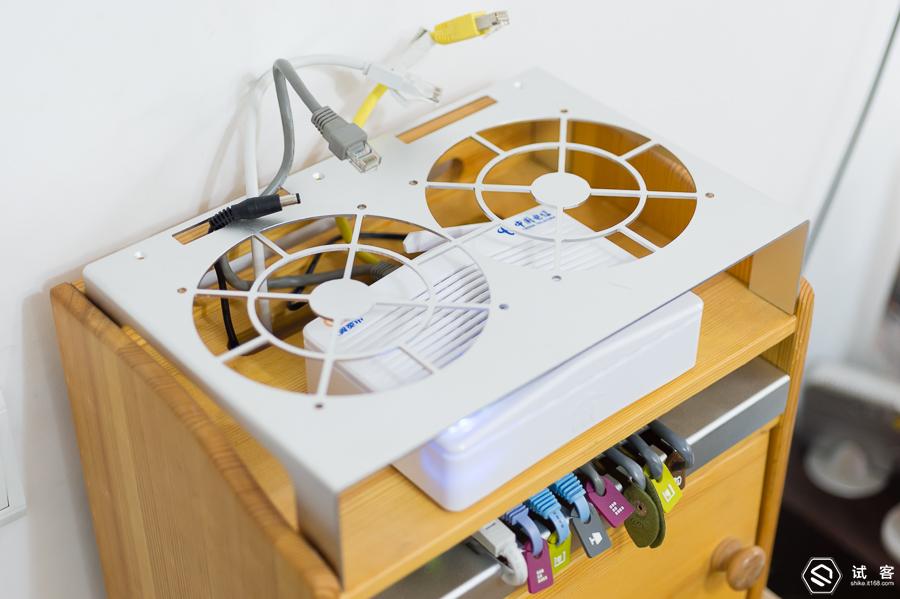 netgear路由器夜鹰r7000,netgear夜鹰r7000路由器