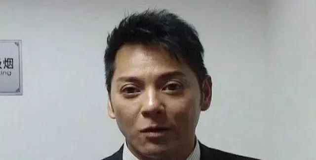 明星吸毒终身禁演,明星吸毒该禁演吗