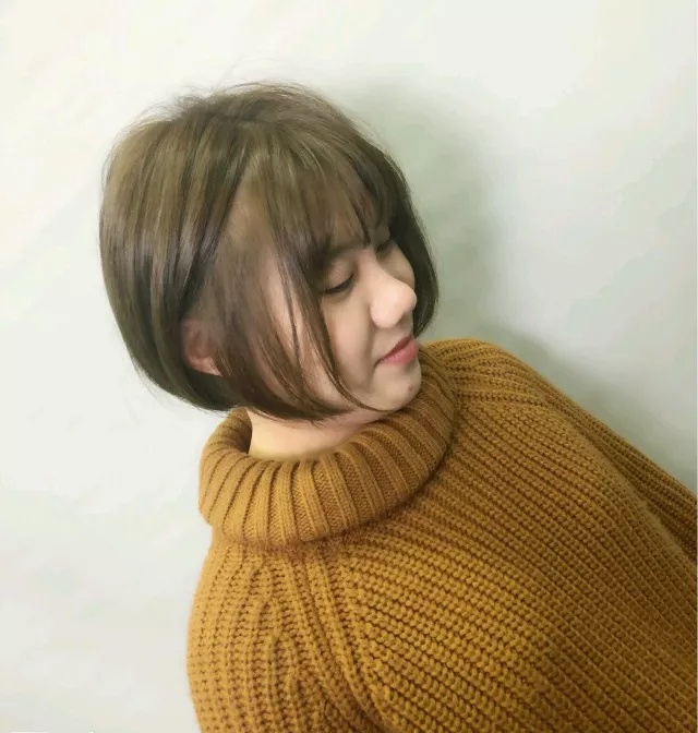 如何剪一款美感十足的波波头发型,剪个简单的波波头简约大气又时尚