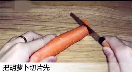 怎么知道少白头是由疾病引起的,男生少白头是什么原因导致的