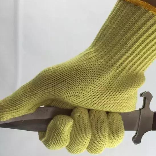 防弹衣具备防刺功能很难吗,中国军用防弹衣可以防刺吗