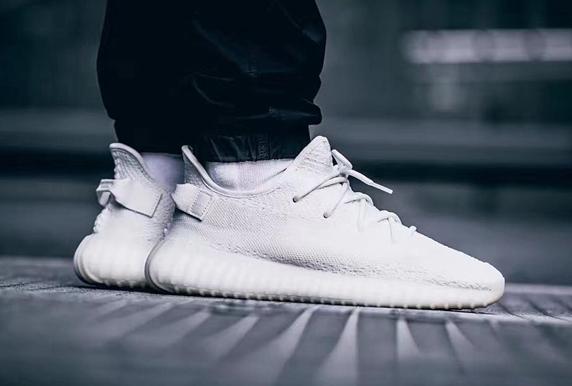 椰子350yeezyreel反光板价格,椰子350灰橙侧边是yeezy吗