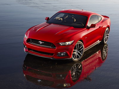 镀晶打蜡镀膜车衣哪个好,镀膜和镀晶车衣的区别