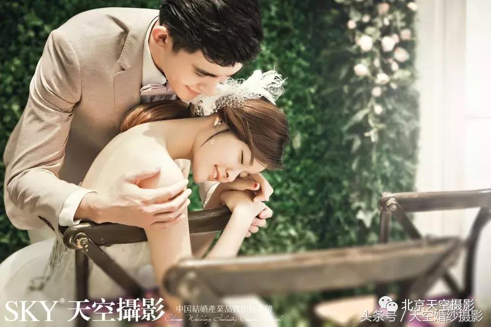 婚纱怎么拍最省钱,最普通拍出来的婚纱照效果