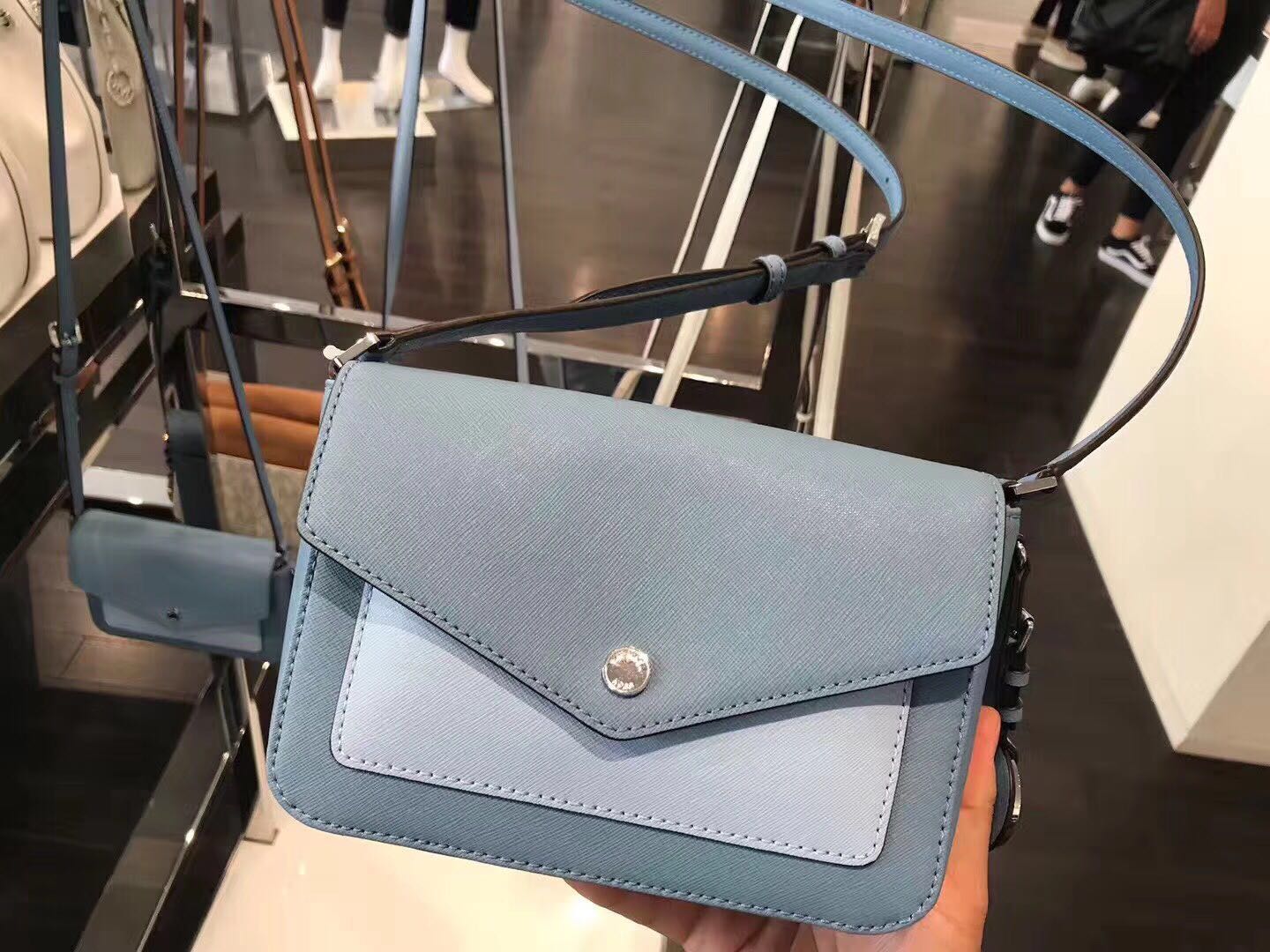 给女生买名牌包包,mk品牌高档轻奢时尚女包2459