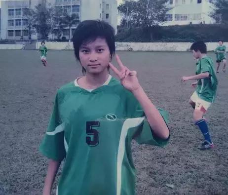 踢球不只是男生的专利丨寻找足球女汉子周亚利特辑