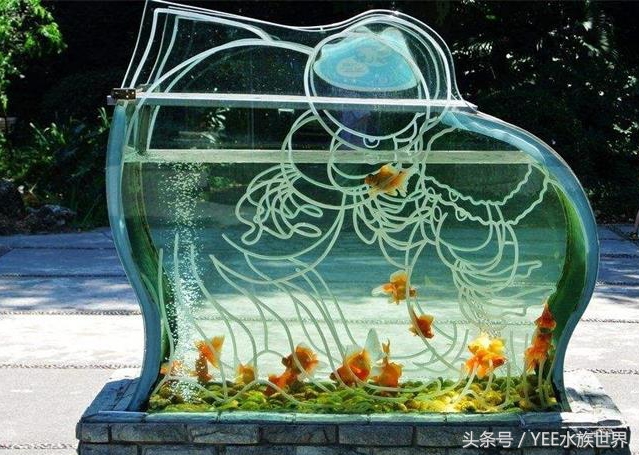 亚克力鱼缸的透光度是多少,亚克力鱼缸和玻璃哪个好