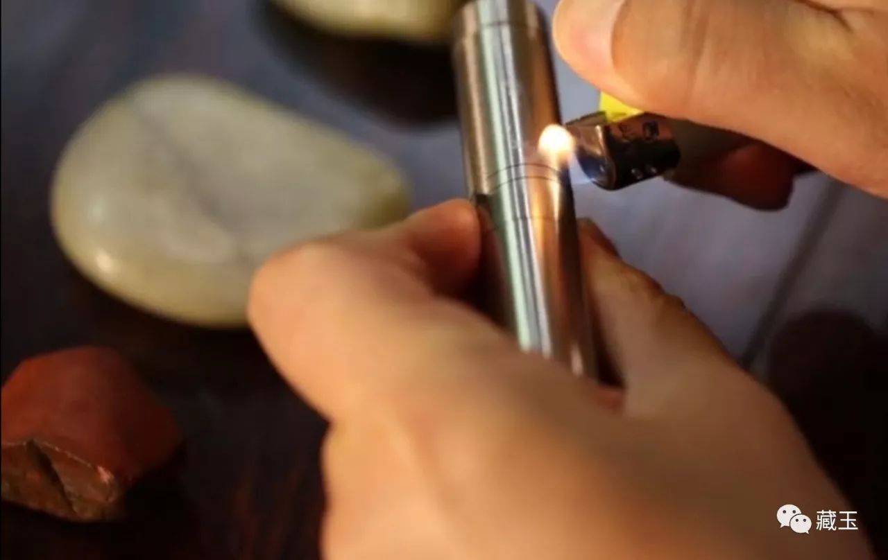 怎么辨别和田玉的最简单方法,如何用最简单的方法鉴别和田玉