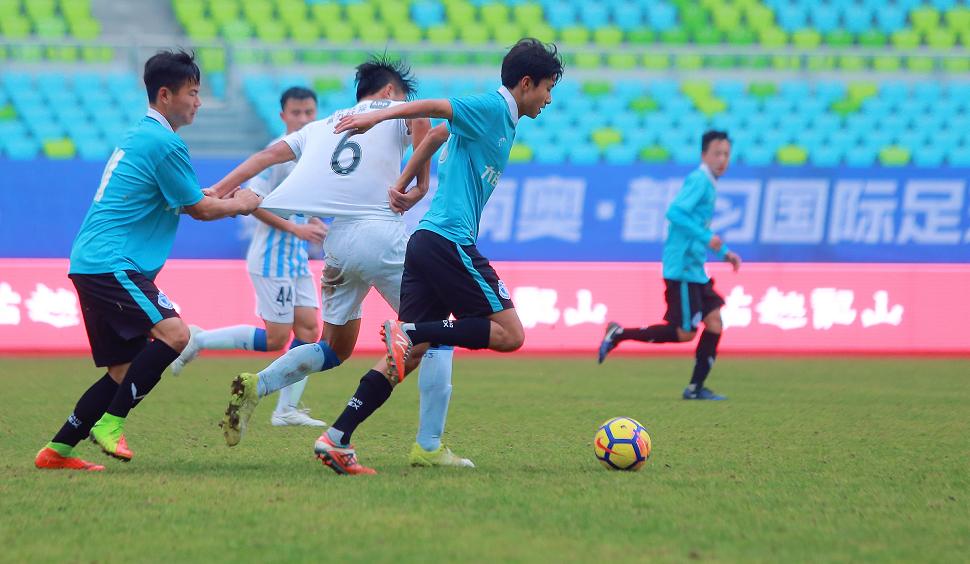 大连一方贵州恒丰赛后谢场,贵州恒丰对大连一方